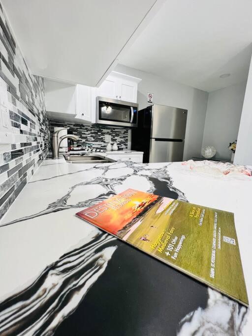 Grey Novo Studio + Free-Parking&Wifi Tampa Exterior foto